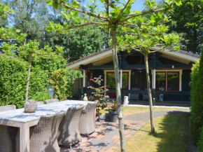 Finnish bungalow with garden, a modern bathroom, near Harderwijk, Veluwe